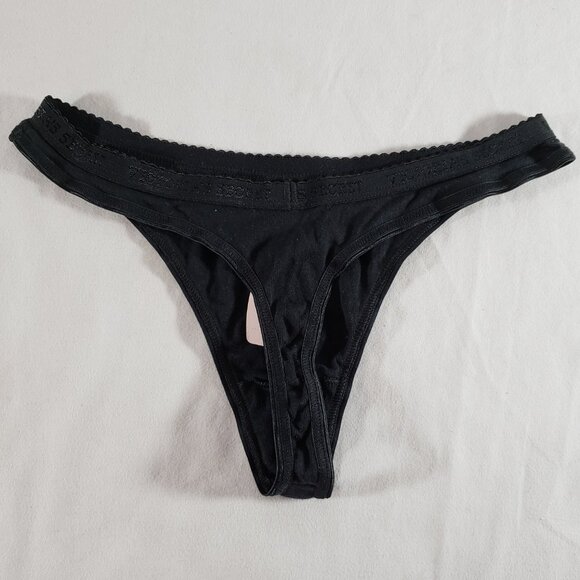 Victoria's Secret Signature Cotton Low Rise Thong Medium Black *Pinholes* - Picture 2 of 4
